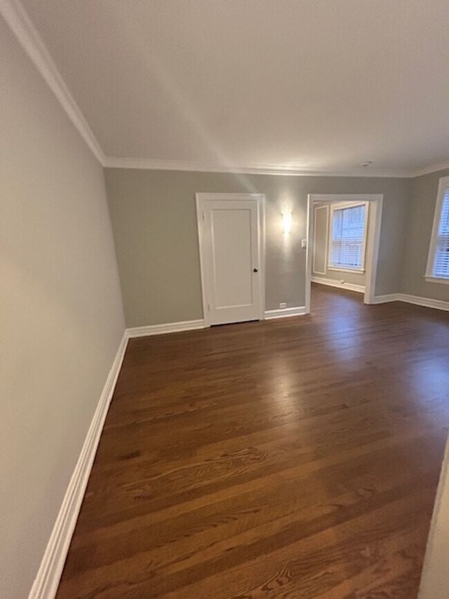 Photo - Edgewater Studio with Heat and Cooking Gas Included ~ No Security Deposit ~ Cat Friendly *ONE MON... Unit 1601-3F