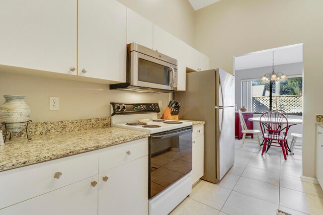 Photo - 6179 SE Georgetown Pl