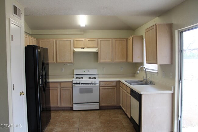 Photo - 11008 Rogers Hornsby St