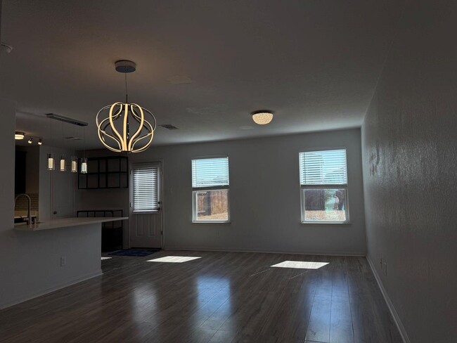 Photo - 709 Yearwood Ln