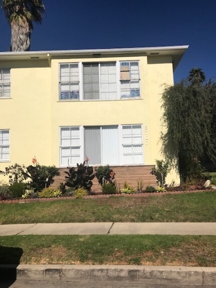 Photo - 5707 San Vicente Blvd