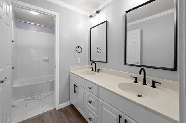 Photo - Makakilo  3 BD 2 BA w/ Garage