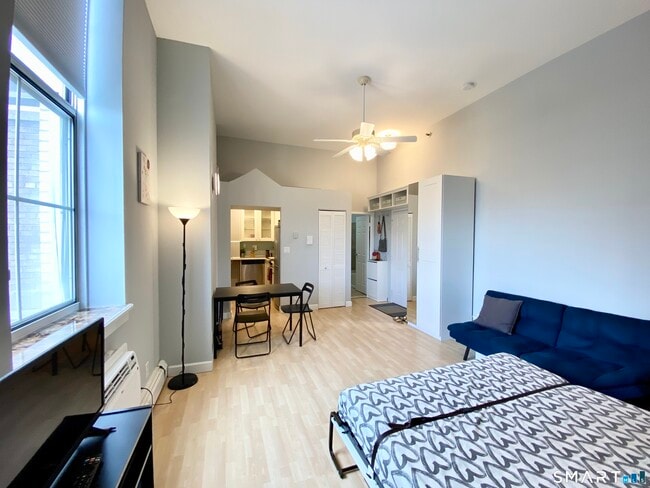 Photo - 124 Court St Unit 605