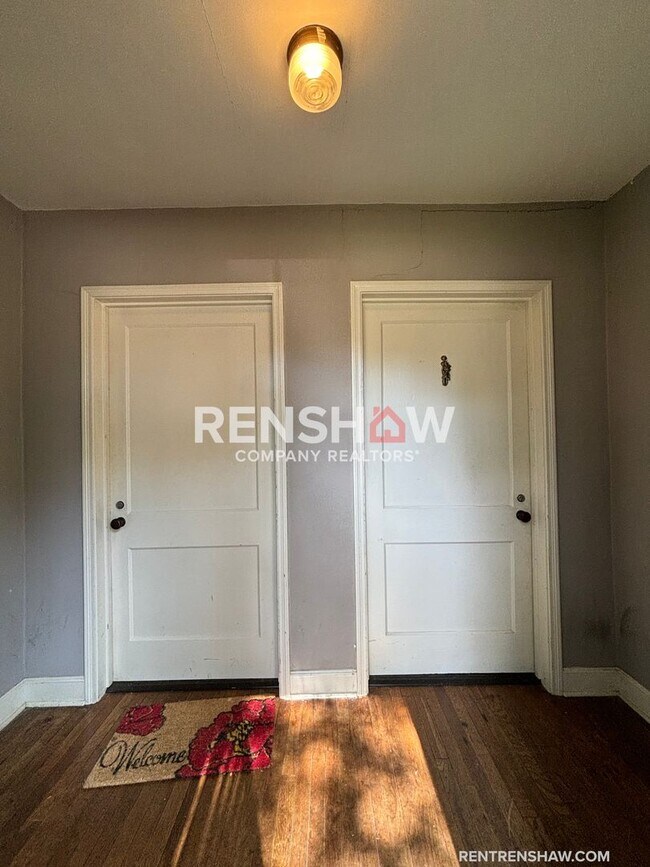 Register your account with Rently to sched... Rental House Rental in