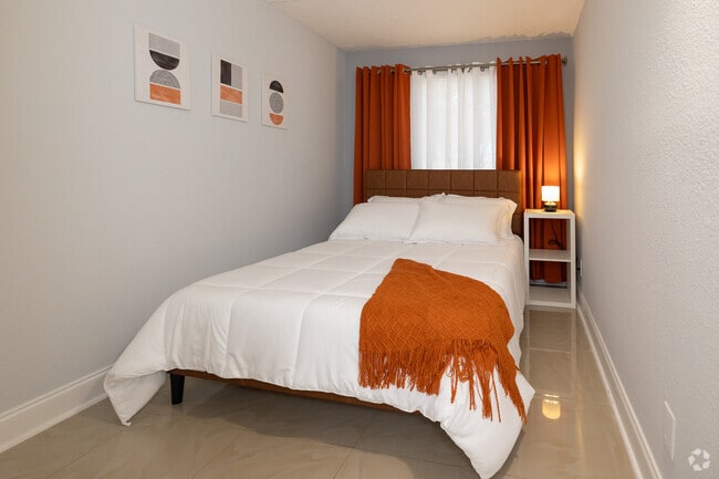 2BR, 2BA - 842SF-Bedroom - Preserve at St Nicholas