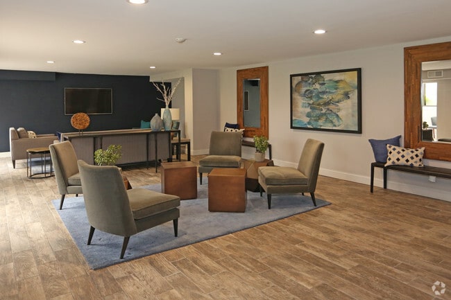 Casa club - Governor Sproul