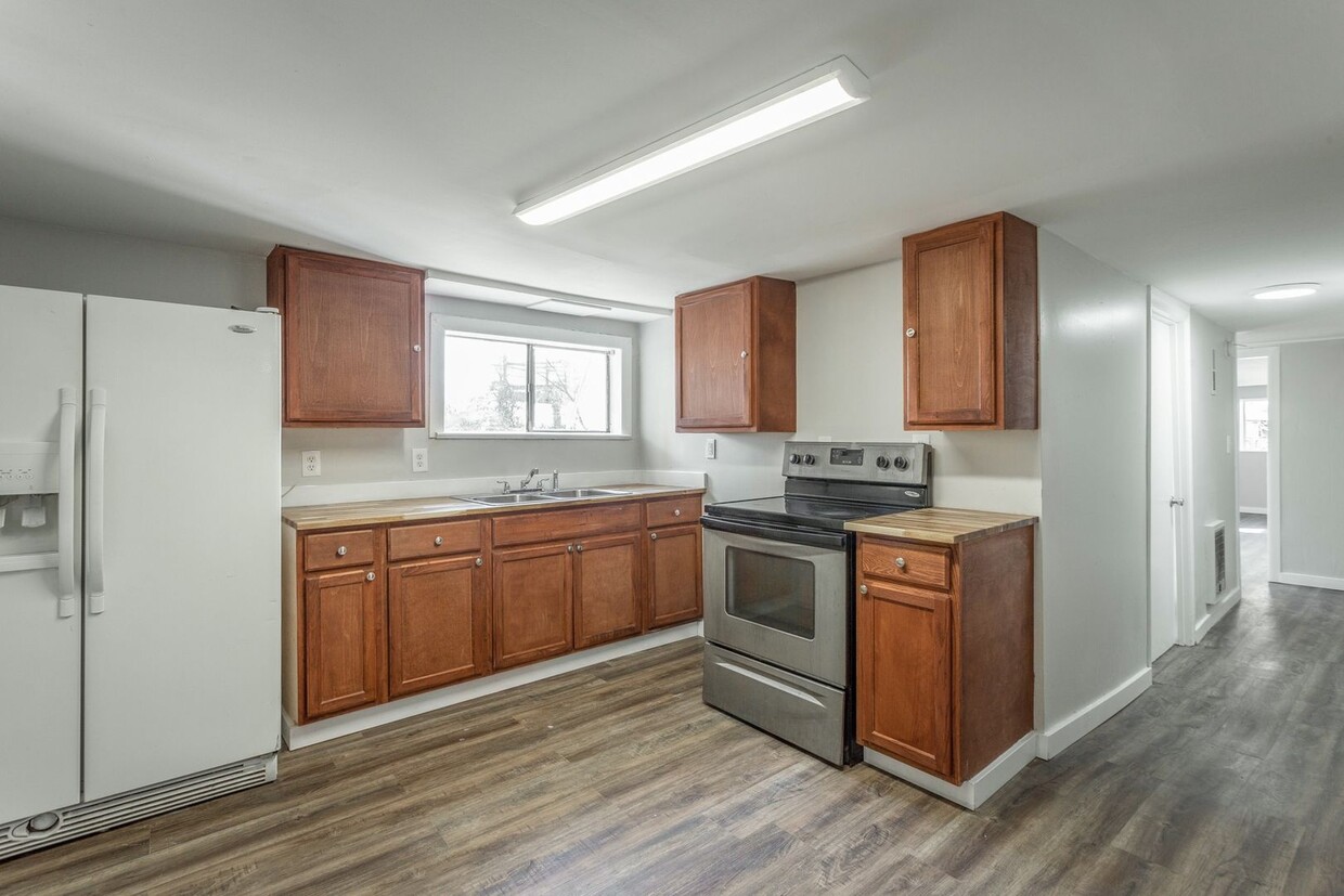Photo - 6314 Fisk Avenue