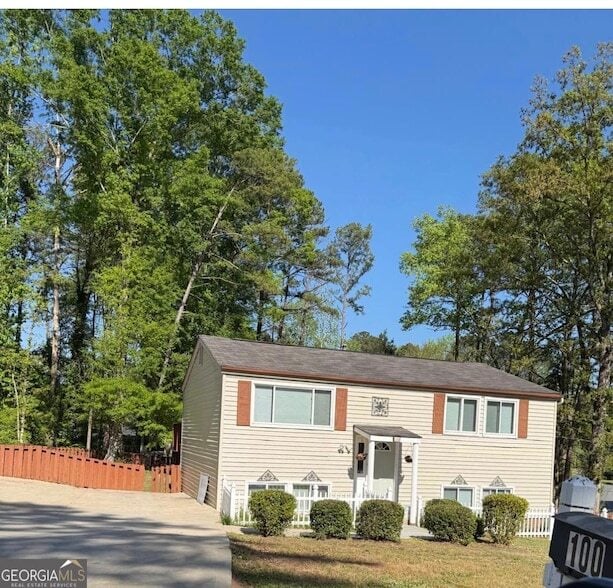 Building Photo - 100 Kings Ridge Dr