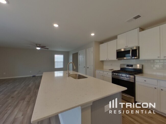 Photo - 315 Anna Gray Cir