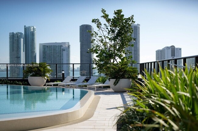 Photo - 23 NE 17th Ter Unit S3