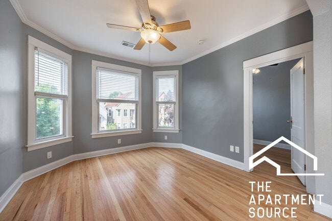 Building Photo - 3927 N Whipple St Unit 2 Rental