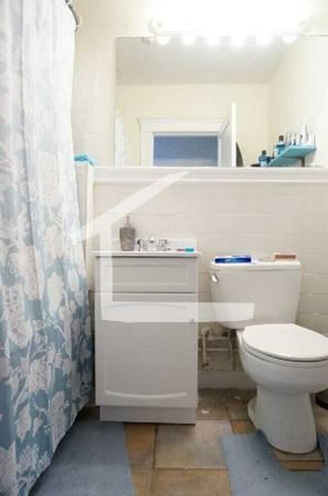 Photo - Two Bedroom //   Allston - Union Square