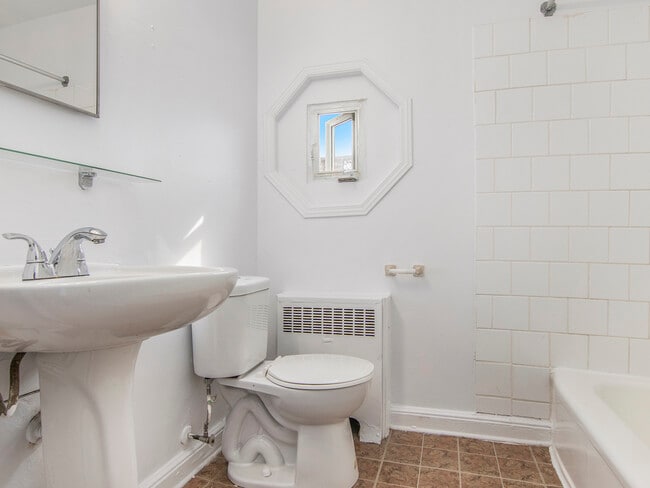 Photo - 340–376 Tillbury Avenue