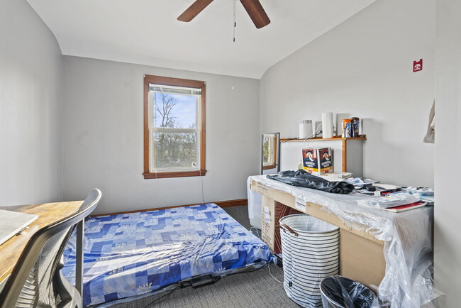 Photo - 5003 Erie St