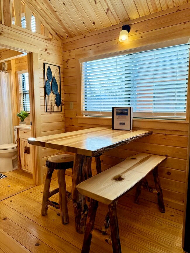 Photo - 111 Coyote Dr