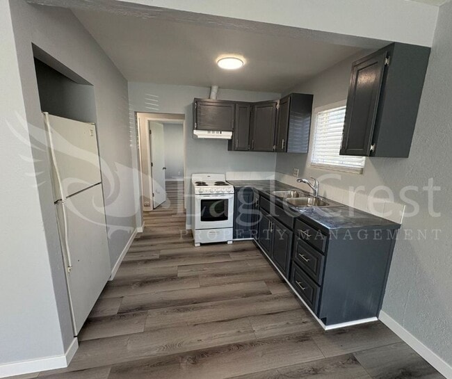Photo - Roseville Lane Apartments Unit H