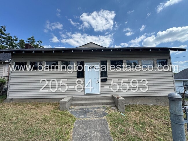 Building Photo - 5521 Court I