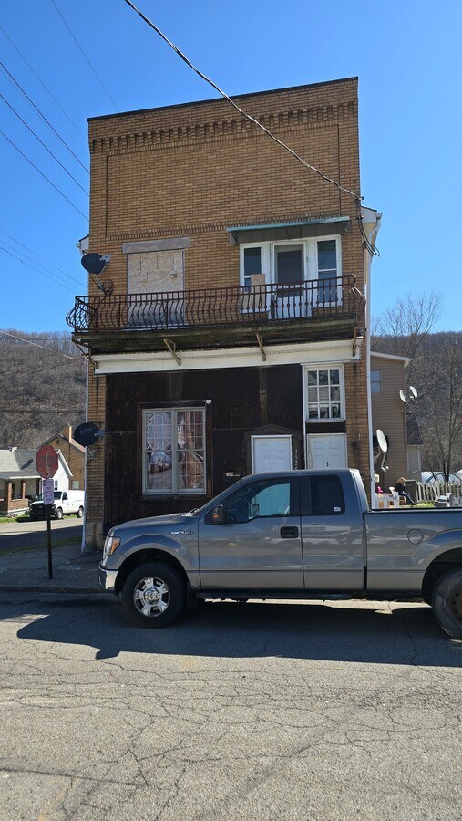 Photo - 1526 2nd Ave Unit 1