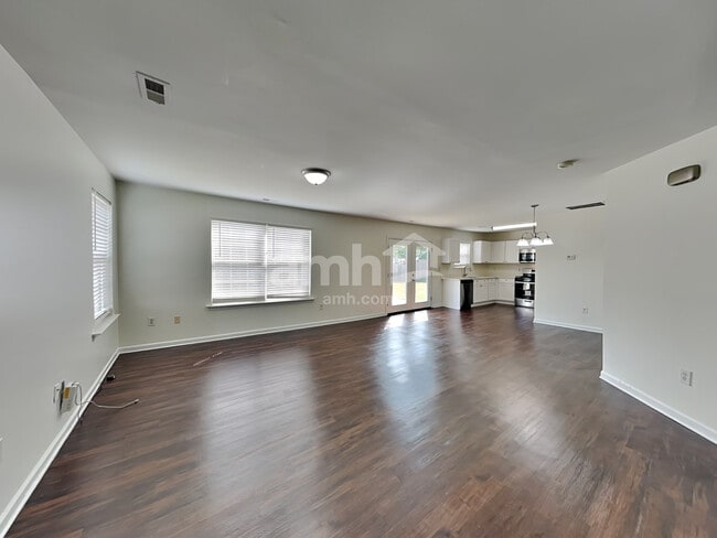 Photo - 8849 Laurel Run Dr