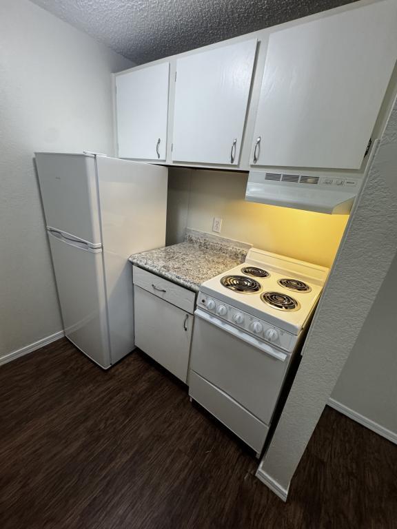 Photo - 103 E Central Ave