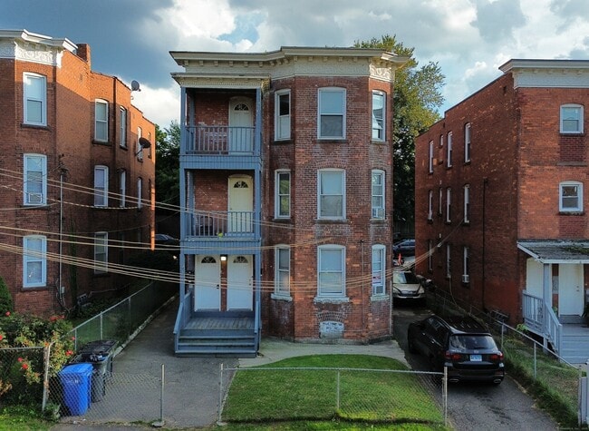 Building Photo - 27 York St Unit #3 Rental