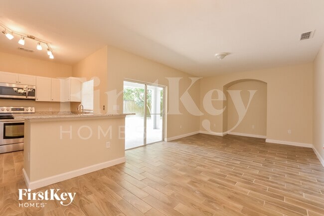 805 Cheriton St