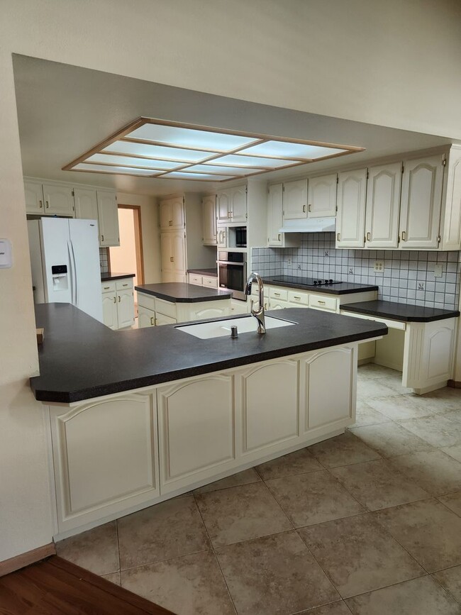 Photo - 3714 W Woodside Ave