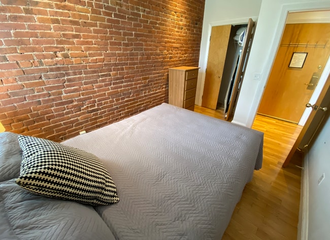 Photo - 480 Commonwealth Ave