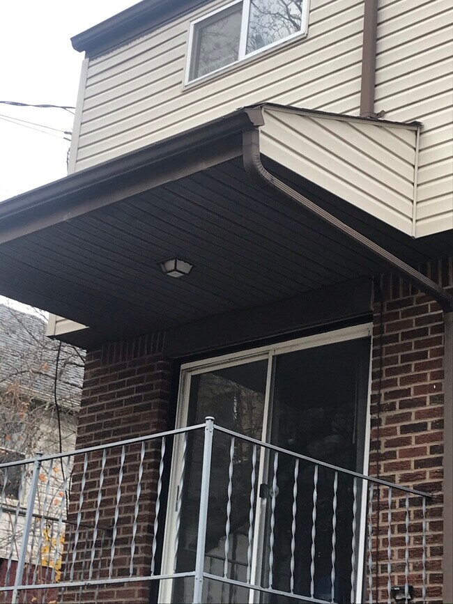 Balcony - 738 Washington Ave Townhome