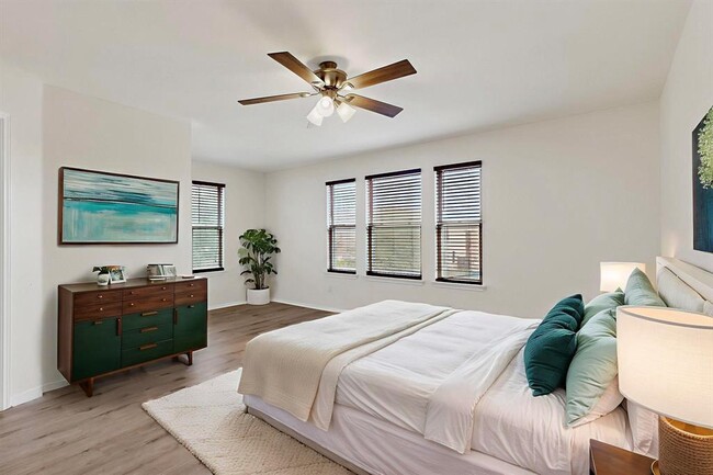 Building Photo - 6609 Garden Rose Path