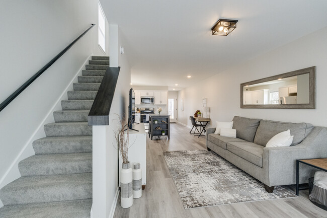 Photo - 8207 Secor Rd