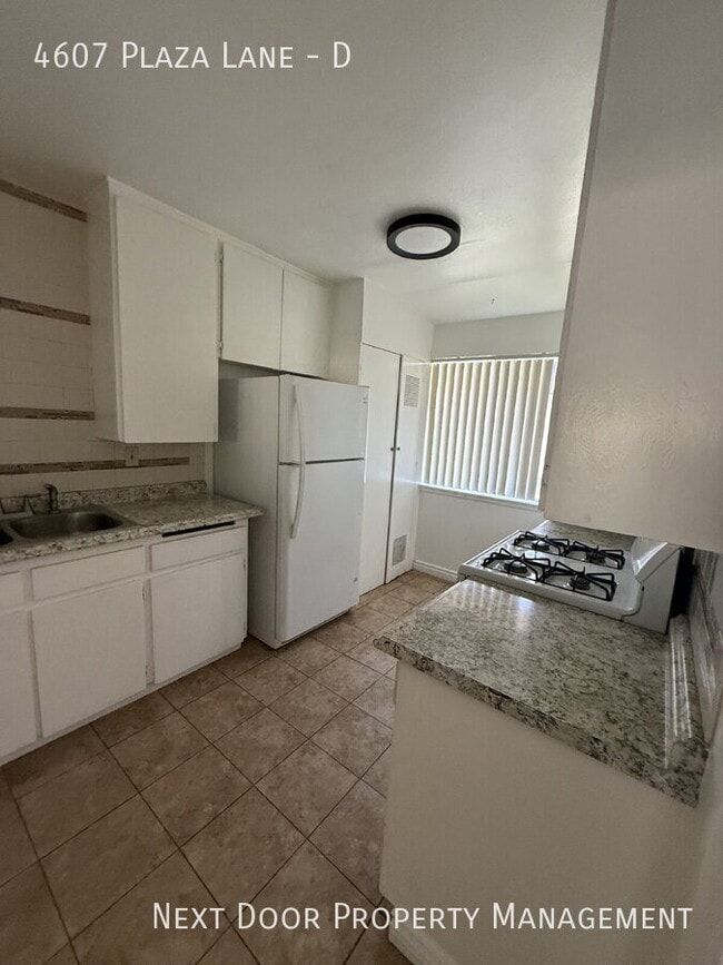 4607 Plaza Ln Unit D