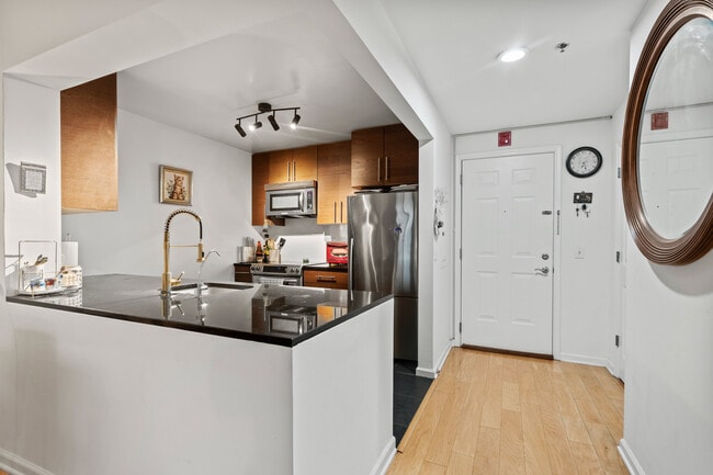 Photo - 1304 City Pl Unit 1304