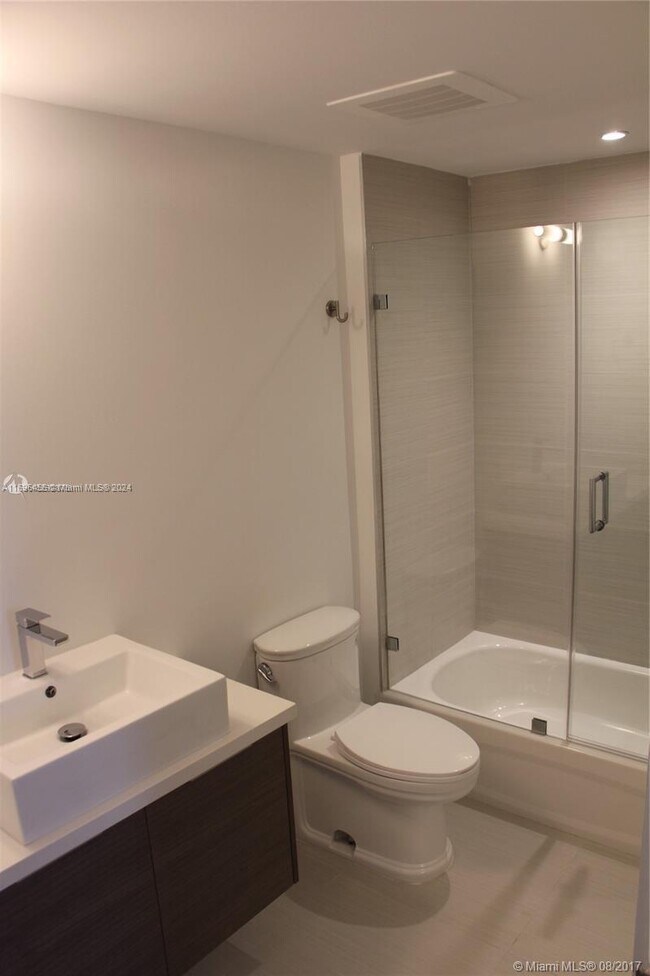 Photo - 1010 SW 2nd Ave