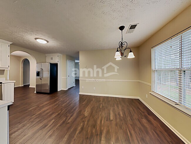 Photo - 1410 Timber Walk Dr