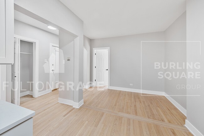 Photo - 7375 N Damen Ave Unit H2