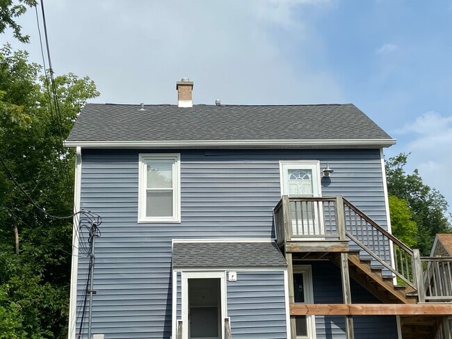 Photo - 1566 Dewey Ave Unit 2R