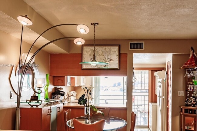 Photo - 2670 W 60th St Unit 90