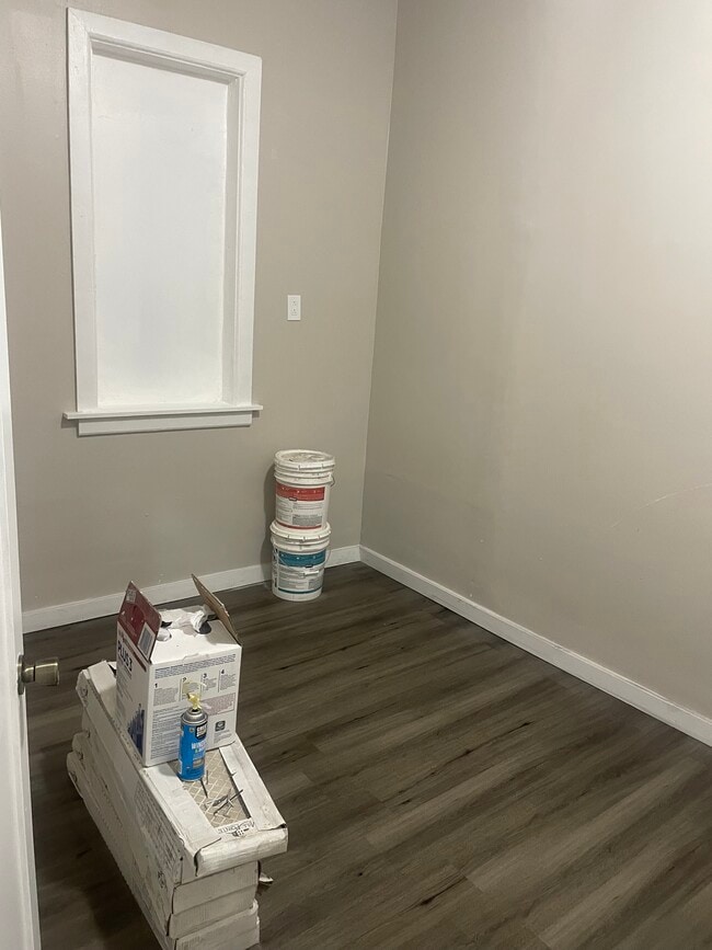 Building Photo - 6326 S Saint Lawrence Ave