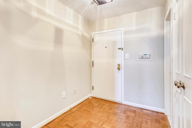 Photo - 1101 S Arlington Ridge Rd Unit 1208