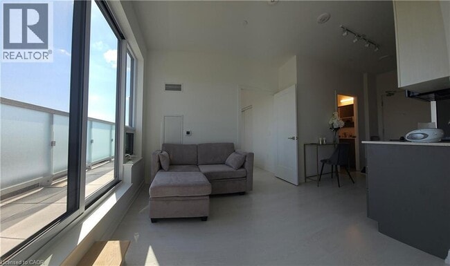Photo - 415 Main St W Unit 701