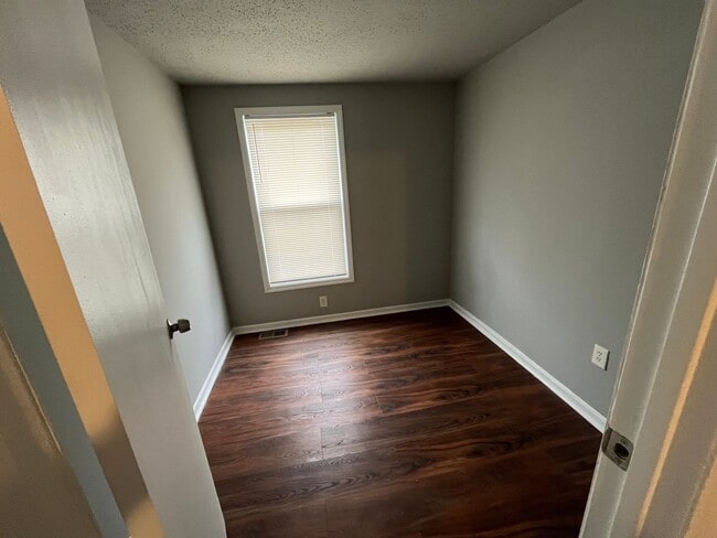 Photo - Spacious 3-Bedroom Townhome – Newly Renova...