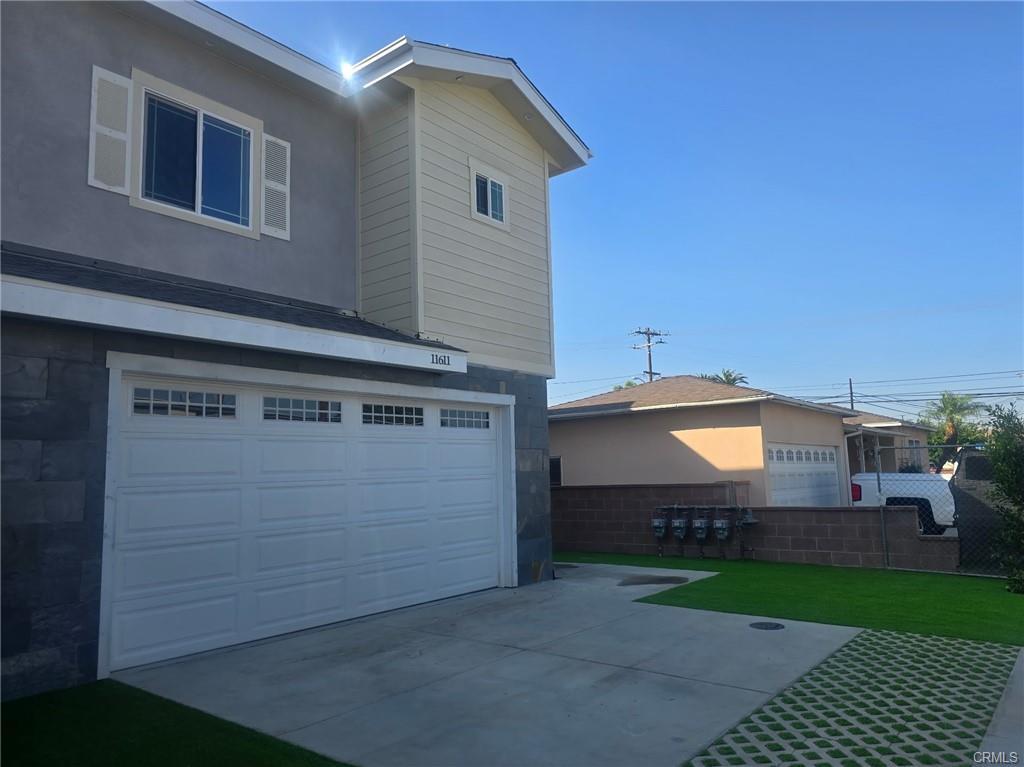 Photo - 11611 Adenmoor Ave