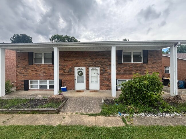 Building Photo - 3697 Crosby Dr
