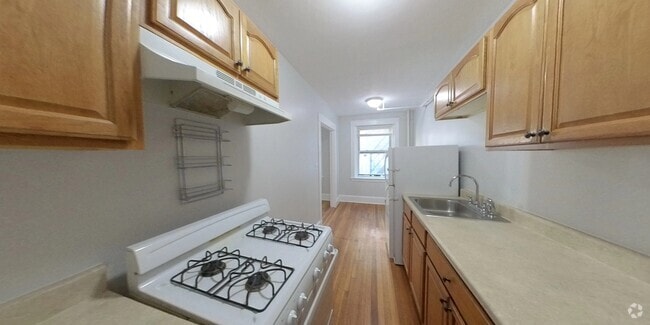 Building Photo - 1653 Commonwealth Ave Unit 12 Rental