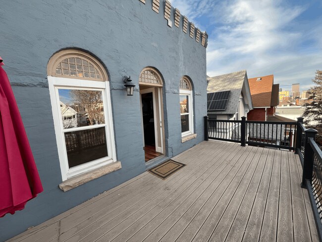 Photo - $1000 Move in Special - Beautiful 2 bed 1 bath in unit W/D, renovated kitchen, walkability! Unit #2