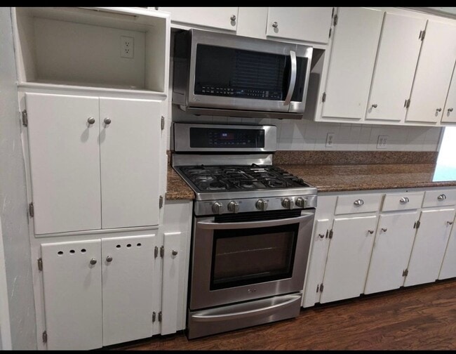 Photo - Charming and well-maintained home in the highly desirable Lakewood area of Dallas!