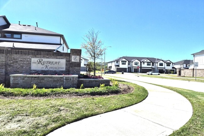 Photo - 27950 Western Crk Ct