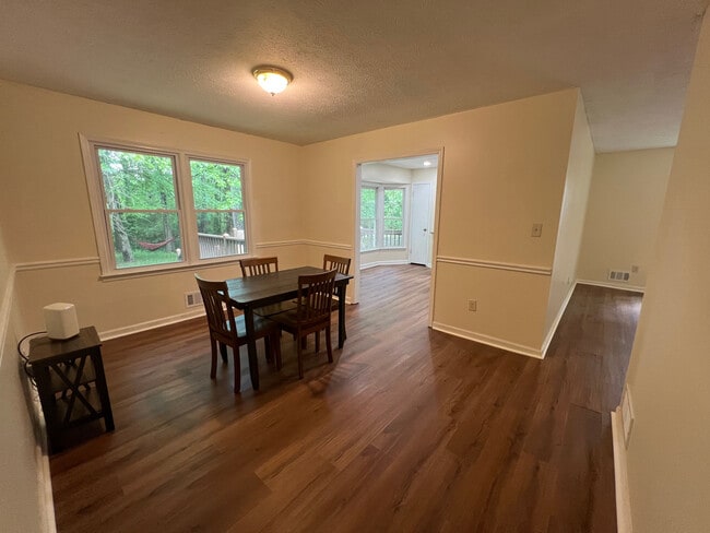 Photo - Room in House on Hillboro Cir SW