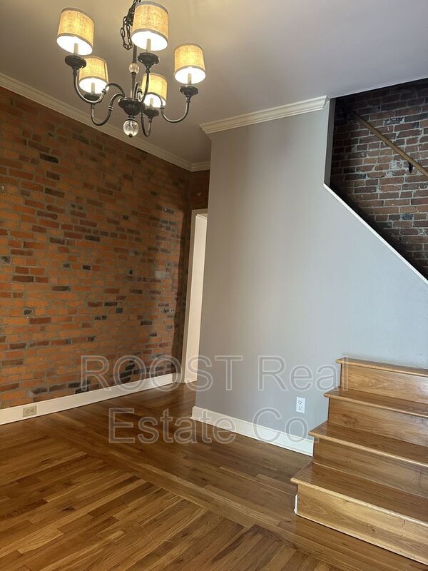 Photo - 820 Summit St